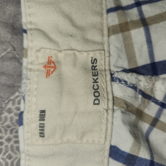 Dockers shorts - Picture 4 of 5